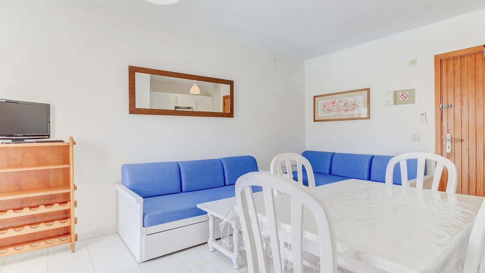 Llevant Apartments location